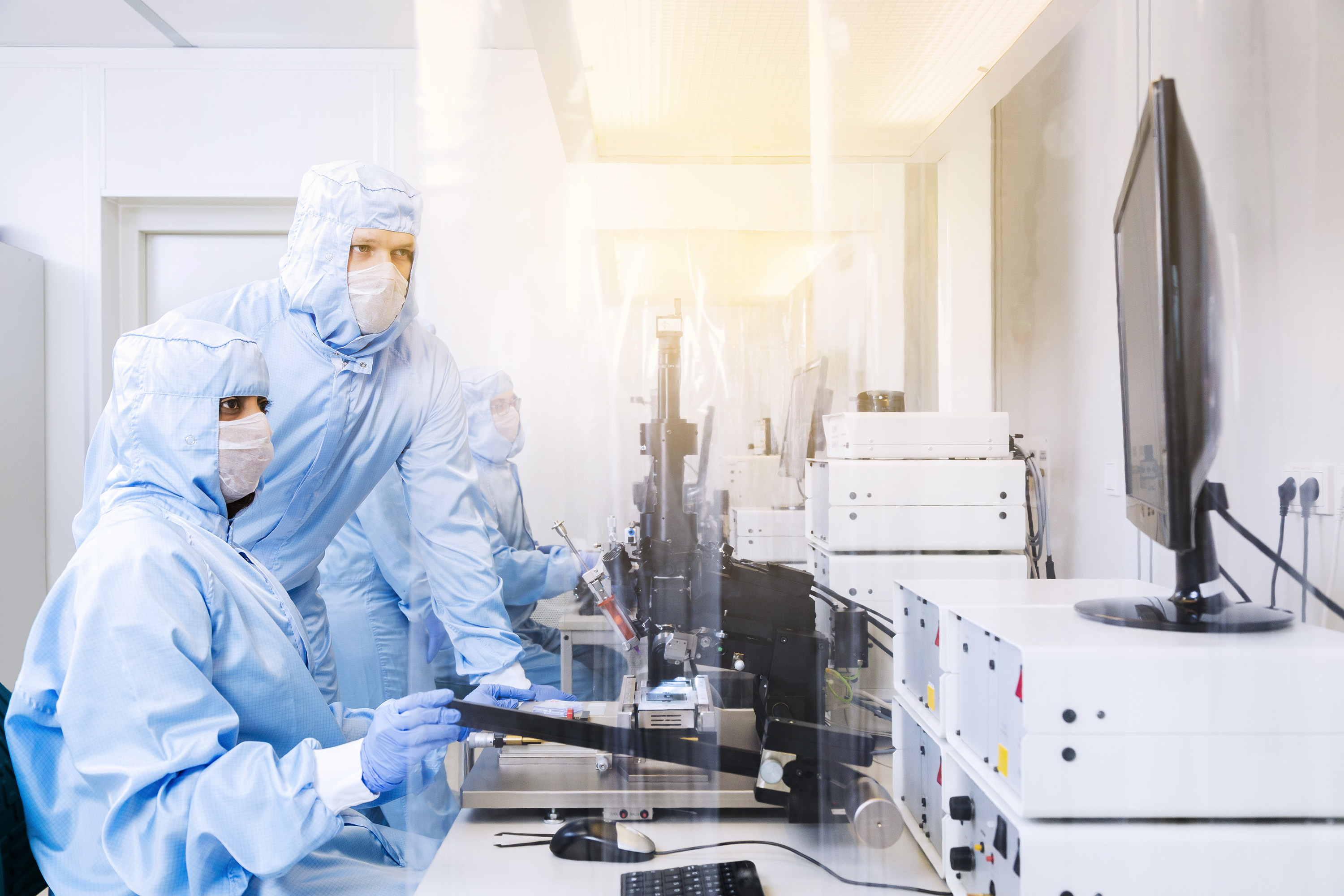 Key Visual R&D Bonders Clean room lab die bonders