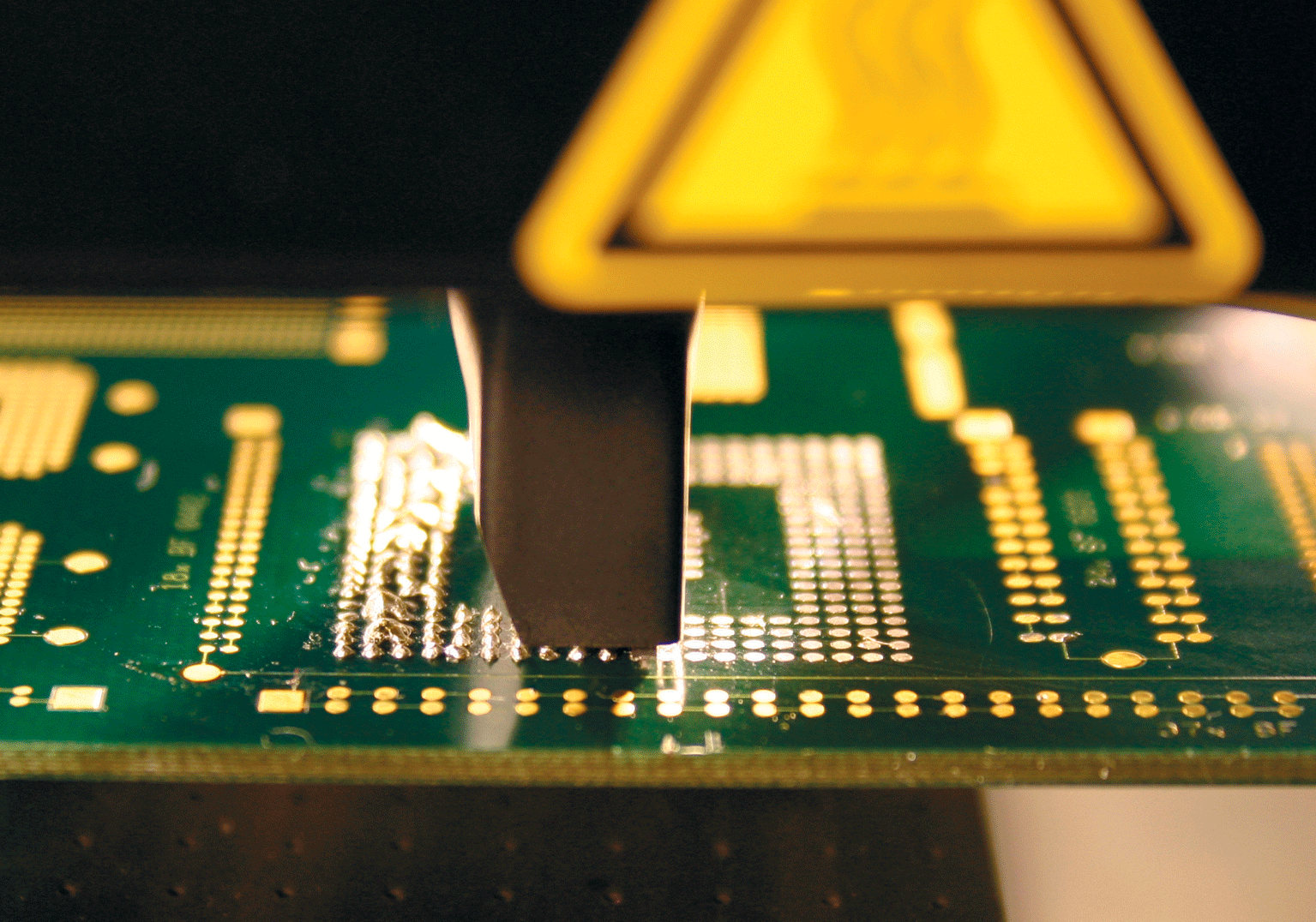 Residual solder removal on PCB